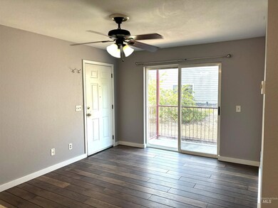 131 Baker St unit 104, Moscow, ID 83843 - photo 3