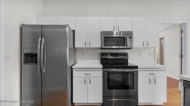 10-Kitchen