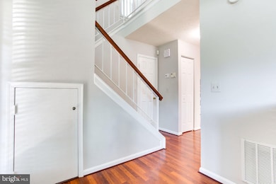 14000B Grumble Jones Ct, Centreville, VA 20121 - photo 5