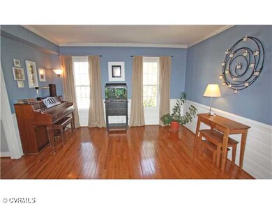 Den/Family/Great Room - Family room with newer woo