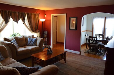 48 Mckinley St, Albany, NY 12206 - photo 6