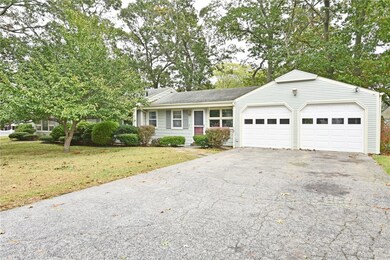 90 Lancaster Ave, Warwick, RI 02886 - photo 2