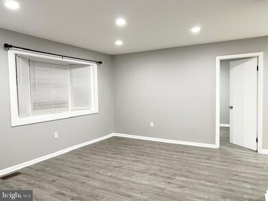 13317 Hillendale Dr, Woodbridge, VA 22193 - photo 7