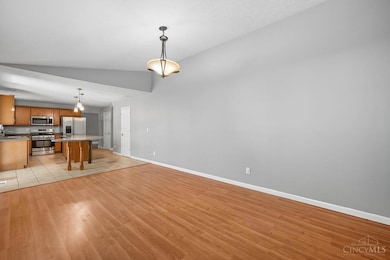 837 Martini Rd, Cincinnati, OH 45233 - photo 5