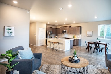 926 Timberline Ave, Bremerton, WA 98312 - photo 2