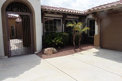 829 E Horseshoe Dr (249)