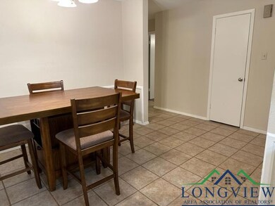 1608 Peach St, Kilgore, TX 75662 - photo 7