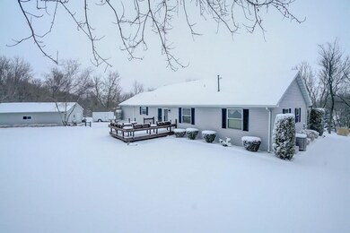 690 French Ct, Oregon, WI 53575 - photo 6