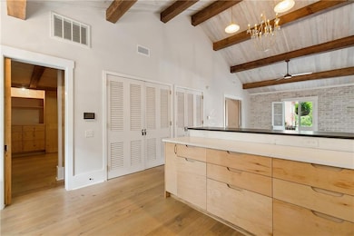 Ample storage in kitchen