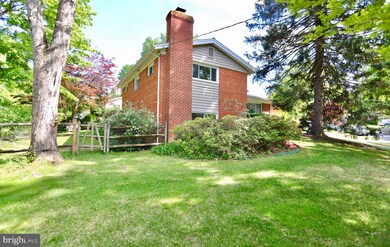 11227 Woodson Ave, Kensington, MD 20895 - photo 4