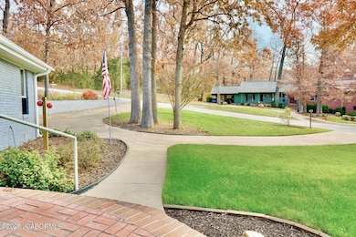 2012 Tower Dr, Jefferson City, MO 65109 - photo 4