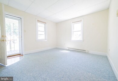 113 W 6th Ave, Ranson, WV 25438 - photo 7