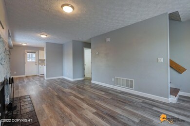 6631 Zurich St unit 1, Anchorage, AK 99507 - photo 4