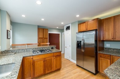 101 Warren St unit 1, Arlington, MA 02474 - photo 2