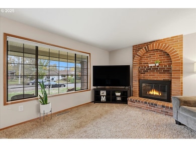 105 W Pinehurst Ct, Newberg, OR 97132 - photo 7