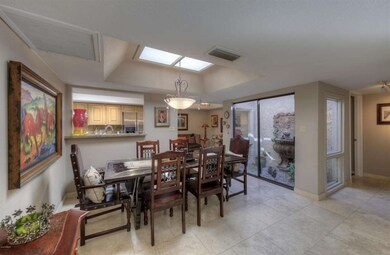 005_Dining Room