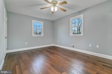 8635 Lowell Rd, Pomfret, MD 20675 - photo 6