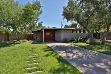 1330 E Avalon Dr, Phoenix, AZ 85014 - photo 2