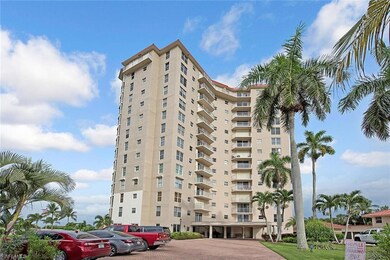10701 Gulf Shore Dr unit 702, Naples, FL 34108 - photo 5