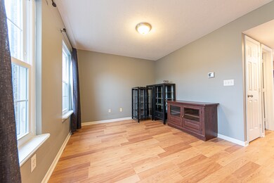 1071 Sunmeadow Cir, Franklin, IN 46131 - photo 6