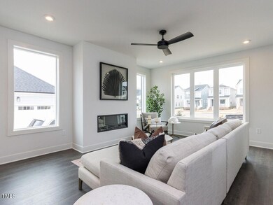 005-1280x960-living-room