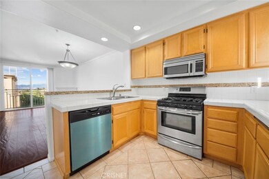 5220 Premiere Hills Cir unit 220, Woodland Hills, CA 91364 - photo 5