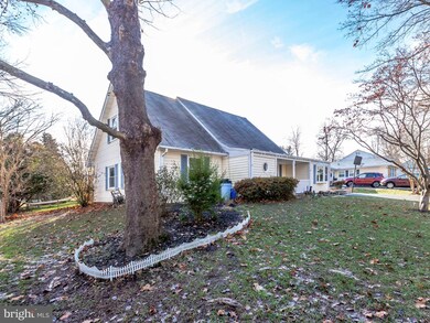 4810 Riverton Ln, Bowie, MD 20715 - photo 2