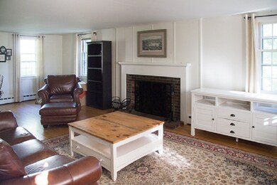 21 Dinsmore St, Nashua, NH 03064 - photo 2