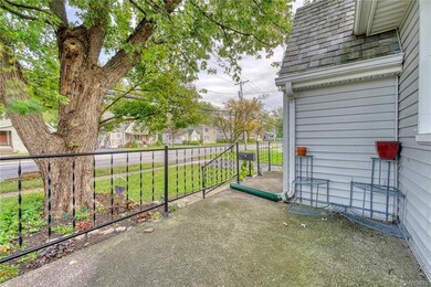 994 Nash Rd, North Tonawanda, NY 14120 - photo 3