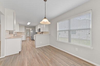 4202 Parry Dr, Pearland, TX 77584 - photo 6