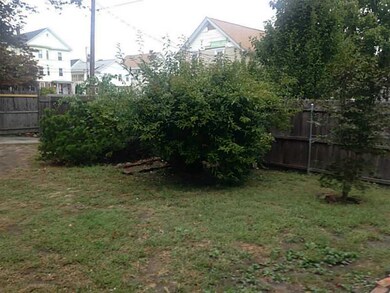 142 Linwood Ave unit 1, Pawtucket, RI 02860 - photo 5