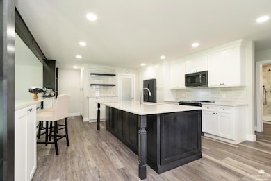 2191 Eden Rd unit 25, Abilene, KS 67410 - photo 2