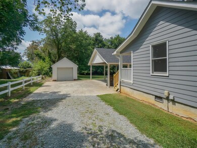 591 W Salisbury St, Pittsboro, NC 27312 - photo 3