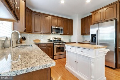 25554 Dabner Dr, Chantilly, VA 20152 - photo 4