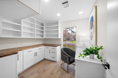 14015 Perthshire Rd, Houston, TX 77079 - photo 5