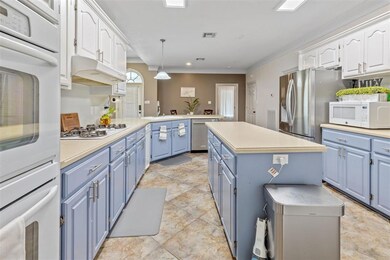 305 Natchez Dr, Lake Charles, LA 70611 - photo 3