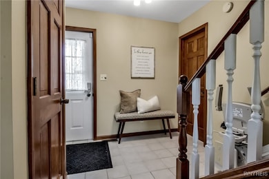 6035 Quaker Hollow Rd unit 2, Orchard Park, NY 14127 - photo 3