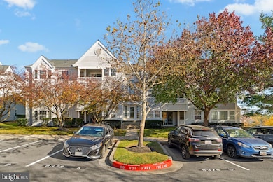 8378 Montgomery Run Rd unit D, Ellicott City, MD 21043 - photo 3