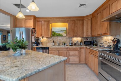 96 Tidewater Dr, Warwick, RI 02889 - photo 6