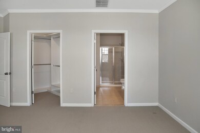 41895 Cathedral Valley Square unit 300, Aldie, VA 20105 - photo 4