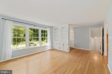 7304 Venice St, Falls Church, VA 22043 - photo 6