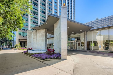 3600 N Lake Shore Dr unit 1323, Chicago, IL 60613 - photo 2