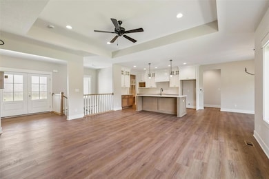 475 SE Walnut Woods Dr, West Des Moines, IA 50265 - photo 5