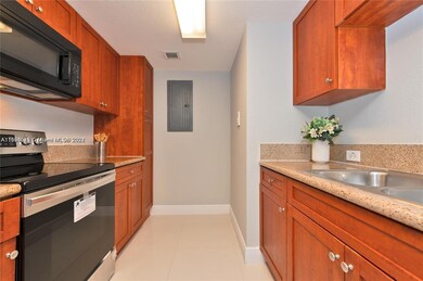 Havana Lofts Condo unit 1002, Miami, FL 33128 - photo 4