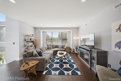 1260 Diamond Ct unit A, Royal Oak, MI 48067 - photo 4