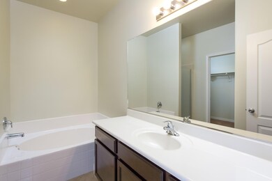 LGI Homes_Bisbee_R_09