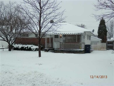 426 N 14th Ave, Beech Grove, IN 46107 - photo 2