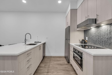 Pioche Village Apartments unit 1333, Park City, UT 84060 - photo 5