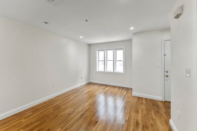 124 W Seventh St unit a, Boston, MA 02127 - photo 5