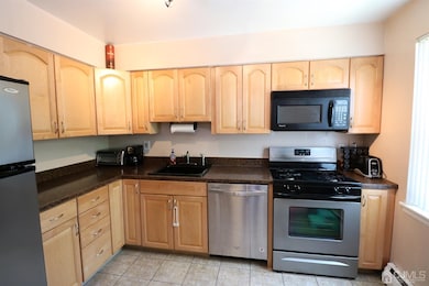 6 York Dr unit 3A, Edison, NJ 08817 - photo 5